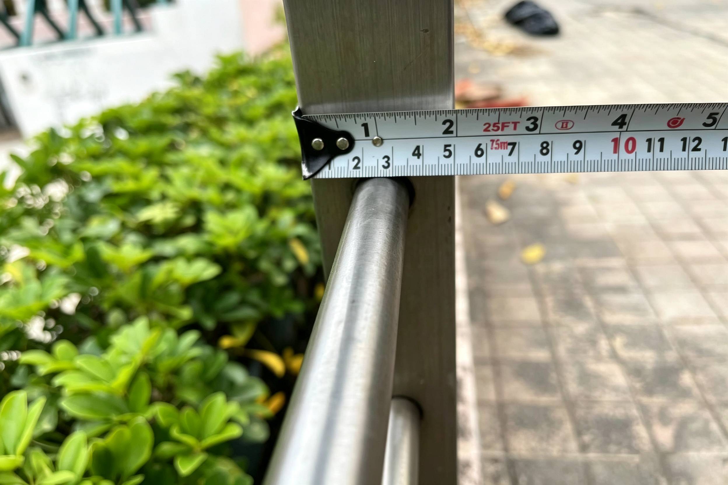 香港又一村維修項目|不鏽鋼及玻璃欄河供貨與安裝工程 香港深水埗又一村維修工程5