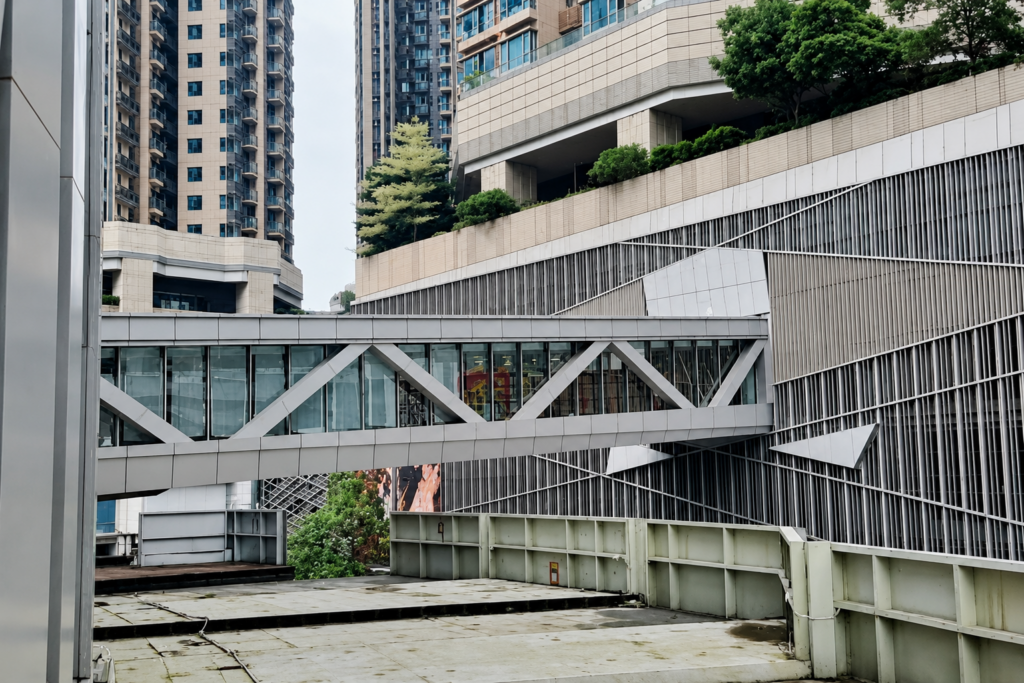 知識庫 香港建築玻璃連接橋及鋁合金幕牆工程